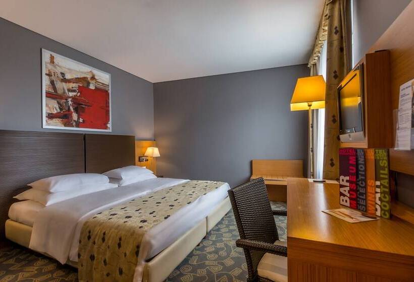 스탠다드 룸, Museum Budapest