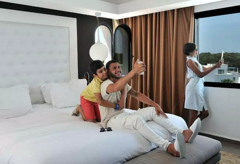 اتاق لوکس با تخت بزرگ, Pullman Mazagan Royal Golf & Spa