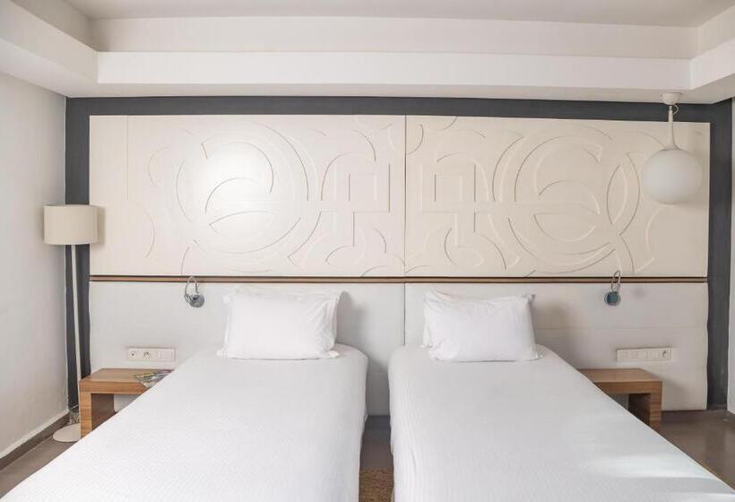 标准间带游泳池, Pullman Mazagan Royal Golf & Spa