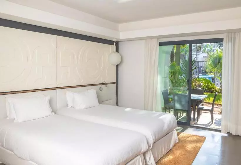 اتاق استاندارد با چشم‌انداز استخر, Pullman Mazagan Royal Golf & Spa