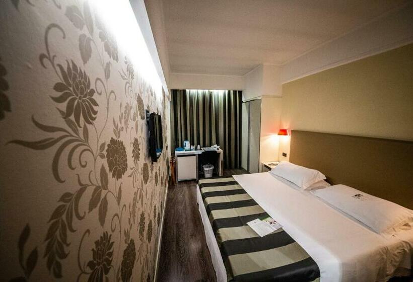 חדר סטנדרט, Roma Tor Vergata