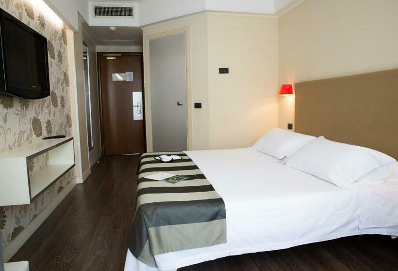 חדר משפחתי, Roma Tor Vergata