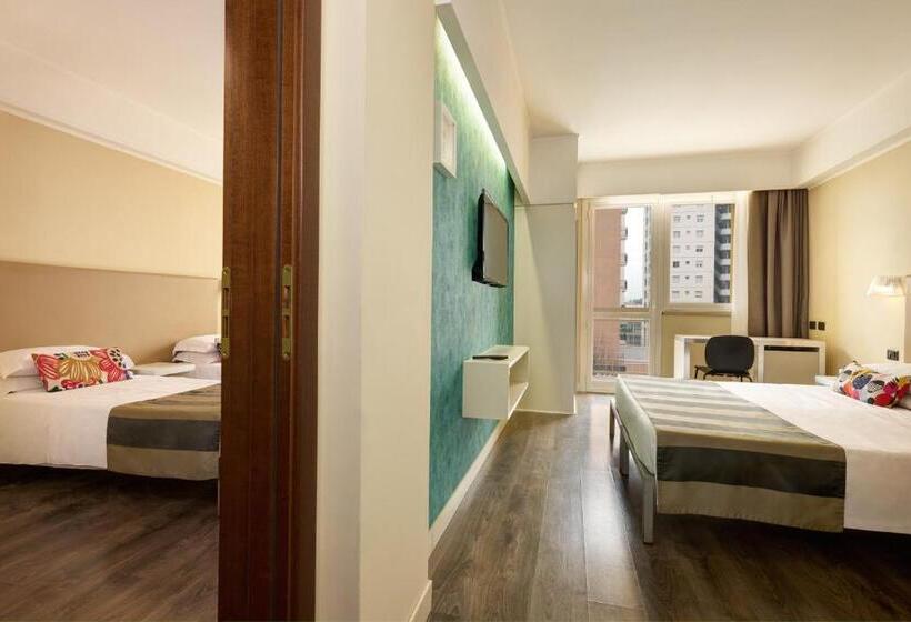 חדר משפחתי, Roma Tor Vergata