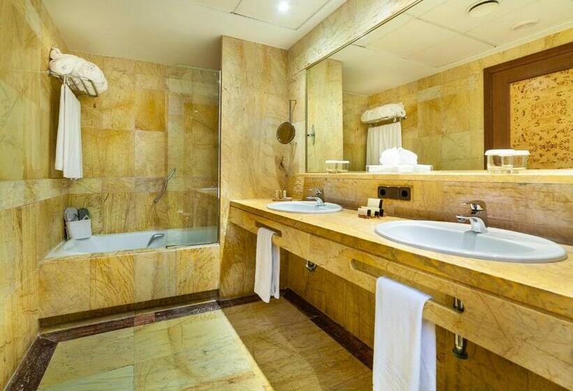 带海景的标准房, Serrano Palace