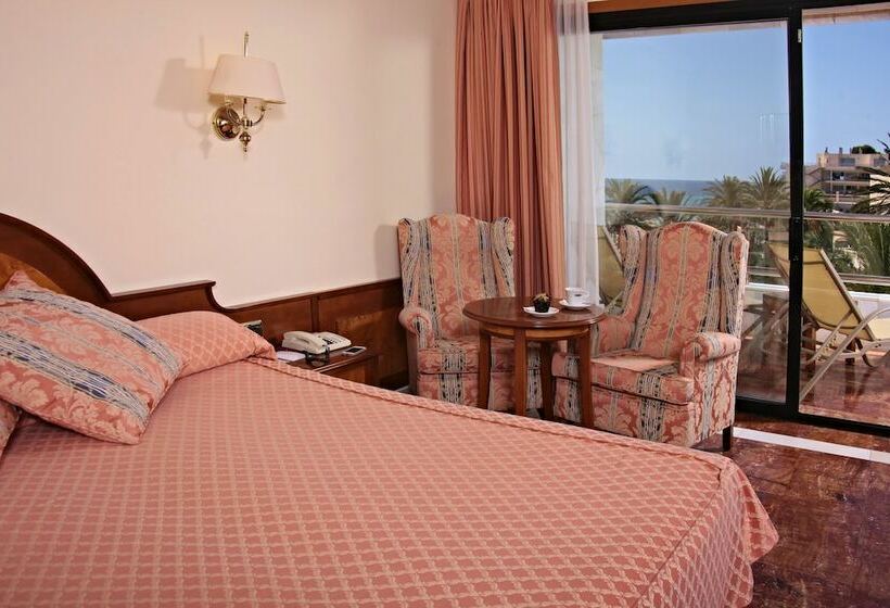 带海景的标准房, Serrano Palace