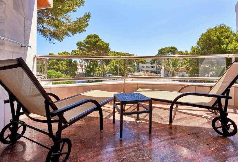 标准间, Serrano Palace