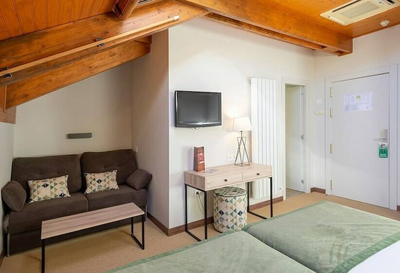 스탠다드 트리플 룸, & Spa Real Jaca