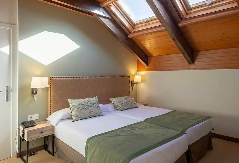 اتاق استاندارد سه نفره, & Spa Real Jaca