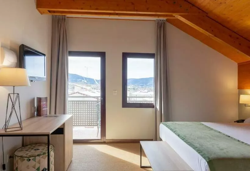 اتاق استاندارد یک نفره, & Spa Real Jaca