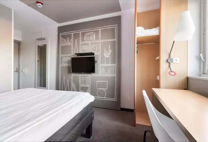 ダブルベッドスタンダードルーム, Sure Hotel By Best Western Spånga