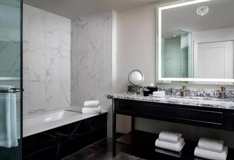اتاق لوکس با چشمانداز شهر, The Gwen, A Luxury Collection Hotel, Michigan Avenue Chicago