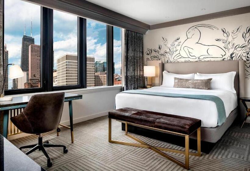 سوئیت با تخت بزرگ, The Gwen, A Luxury Collection Hotel, Michigan Avenue Chicago