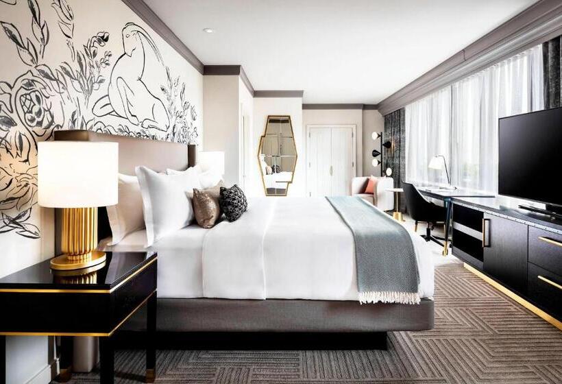 Deluxe Suite King Bed, The Gwen, A Luxury Collection Hotel, Michigan Avenue Chicago