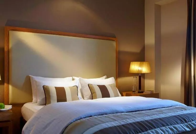 اتاق لوکس با چشم‌انداز دریاچه, Limneon Resort & Spa