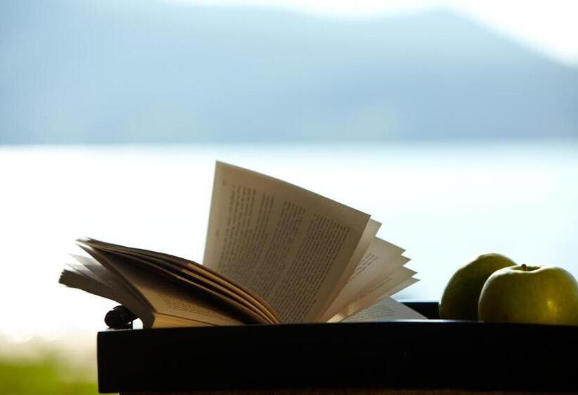 豪华三人间, Limneon Resort & Spa