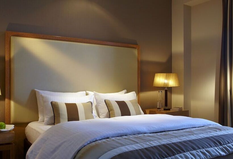 سوئیت خانوادگی اقتصادی, Limneon Resort & Spa