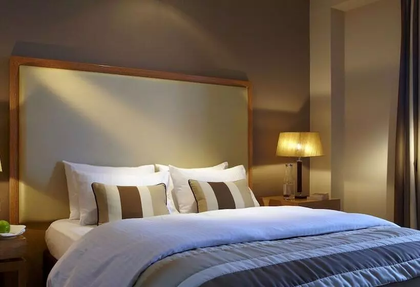 سوئیت خانوادگی اقتصادی, Limneon Resort & Spa