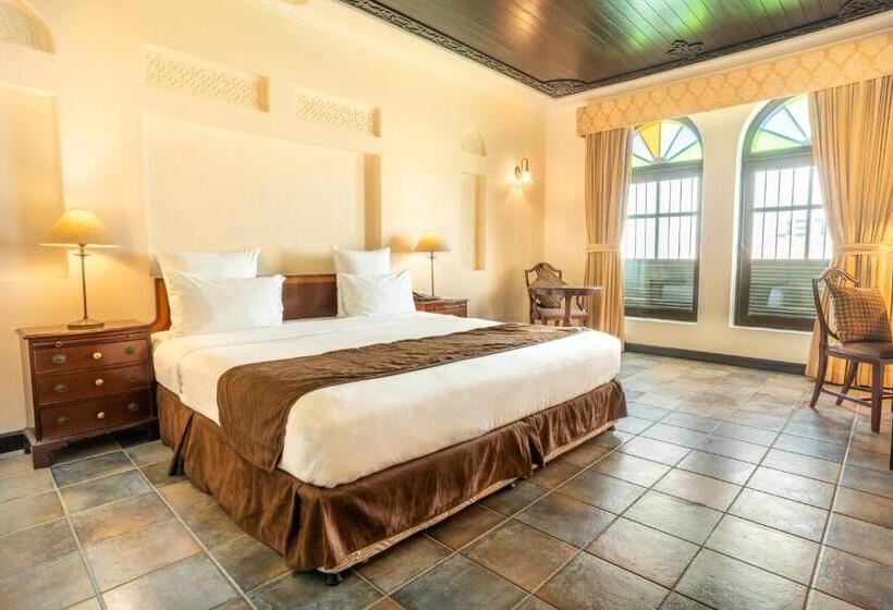 سوییت, Novotel Bahrain Al Dana Resort