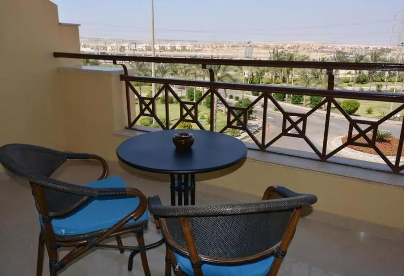 اتاق کلاسیک با تخت دونفره, Mövenpick Hotel Cairo Media City