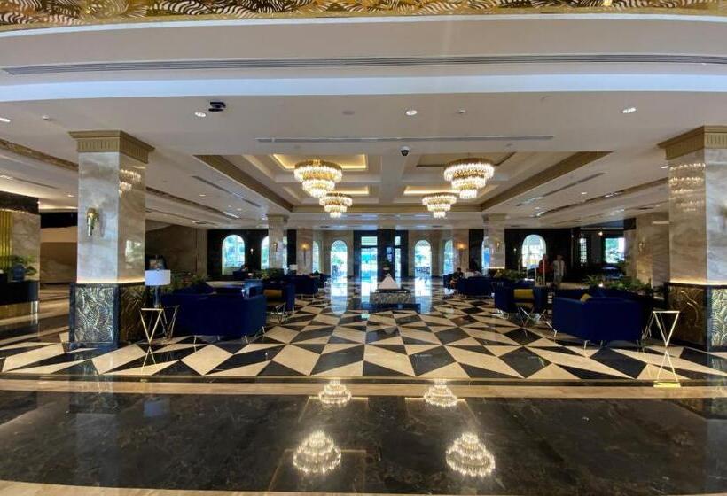 اتاق لوکس با چشم‌انداز باغ, Mövenpick Hotel Cairo   Media City
