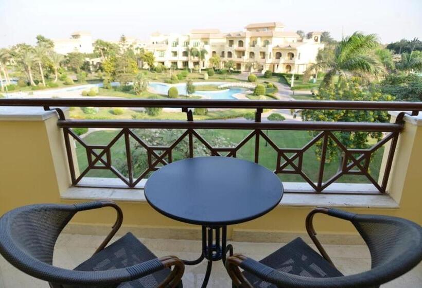 اتاق لوکس با تخت بزرگ, Mövenpick Hotel Cairo   Media City