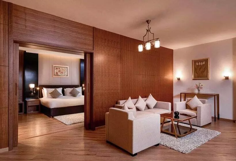 سوییت اجرایی, Mövenpick Hotel Cairo Media City