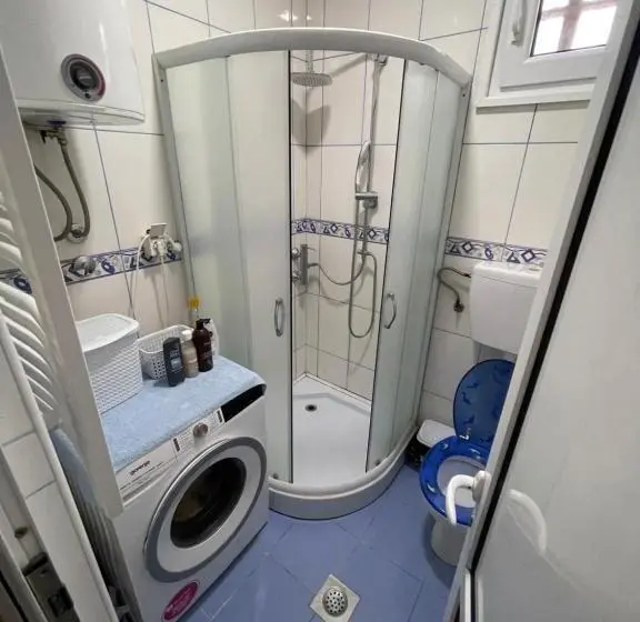 آپارتمان 3 خوابه, Apartmani Mv