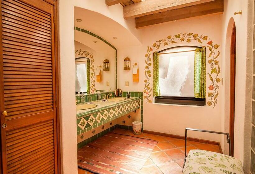 스탠다드 룸, Casa Estrella De La Valenciana Hotel Boutique