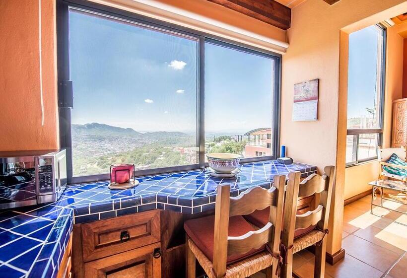 1 Bedroom Apartment Mountain View, Casa Estrella De La Valenciana Hotel Boutique