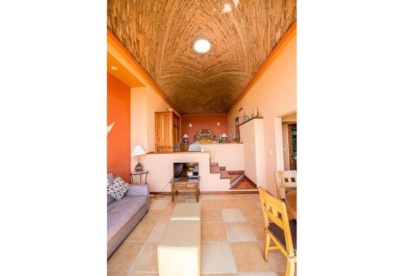 1 Bedroom Apartment Mountain View, Casa Estrella De La Valenciana Hotel Boutique