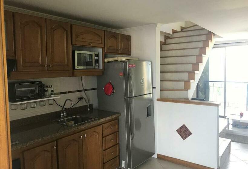 Апартаменты 1 Спальня Вид на Море, Edificio El Peñon Del Rodadero Apartamento Playa Rodadero