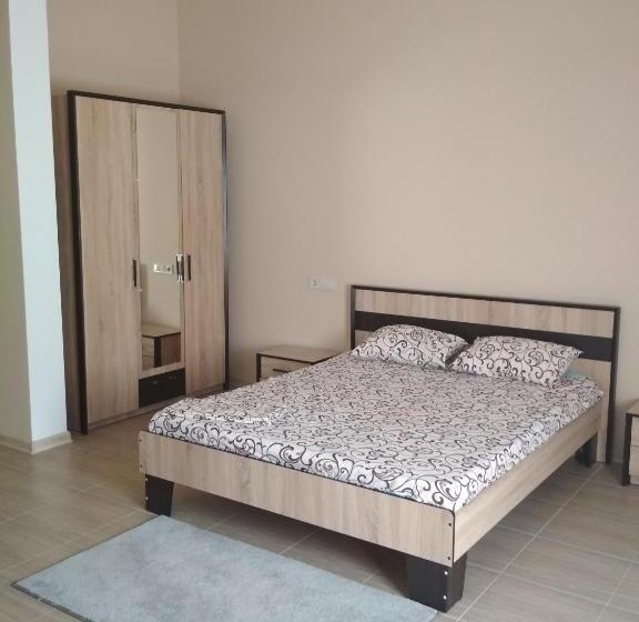 اتاق استاندارد, Elita