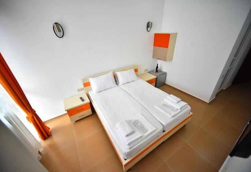 اتاق استاندارد, Orange Home