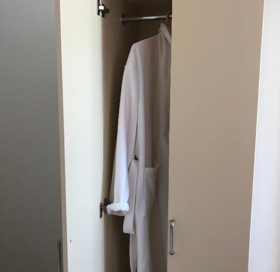 اتاق استاندارد با بالکن, Orange Home