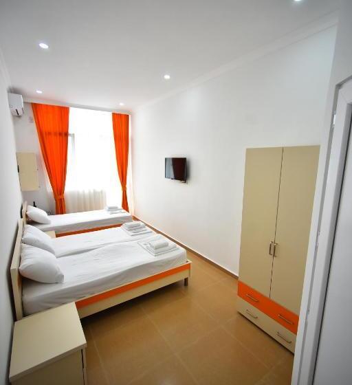 اتاق استاندارد سه نفره, Orange Home
