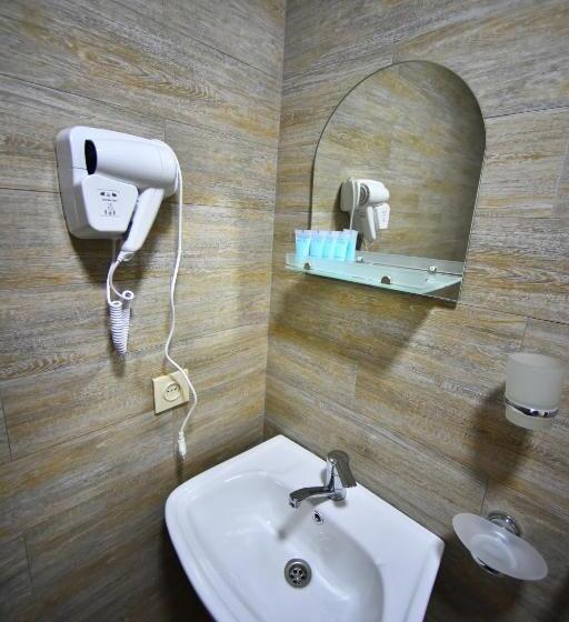 اتاق استاندارد چهار تخته, Orange Home