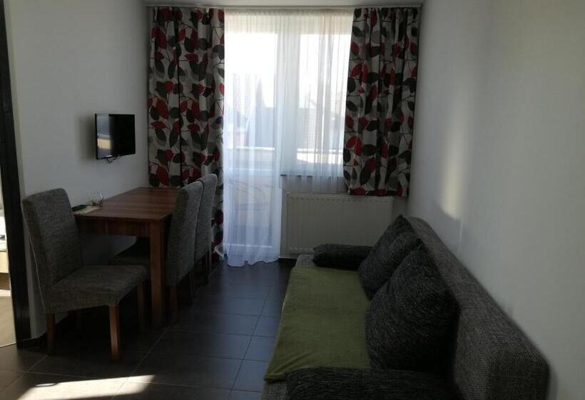 آپارتمان 1 خوابه, Apartman 25