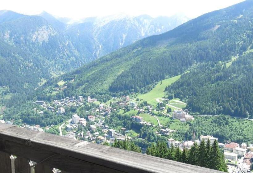 Номер Стандарт с Балконом, Mondi Bellevue Alm Gastein
