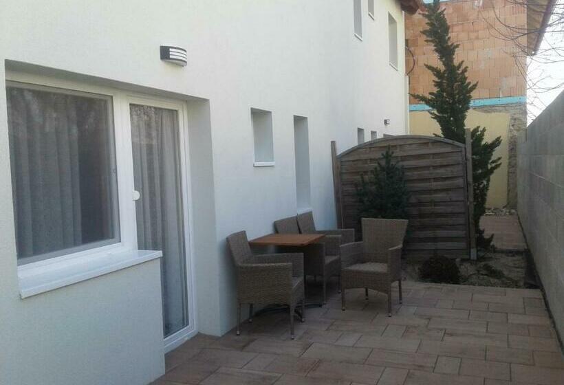 סוויטת 2 חדרי שינה, Orchidea Ii