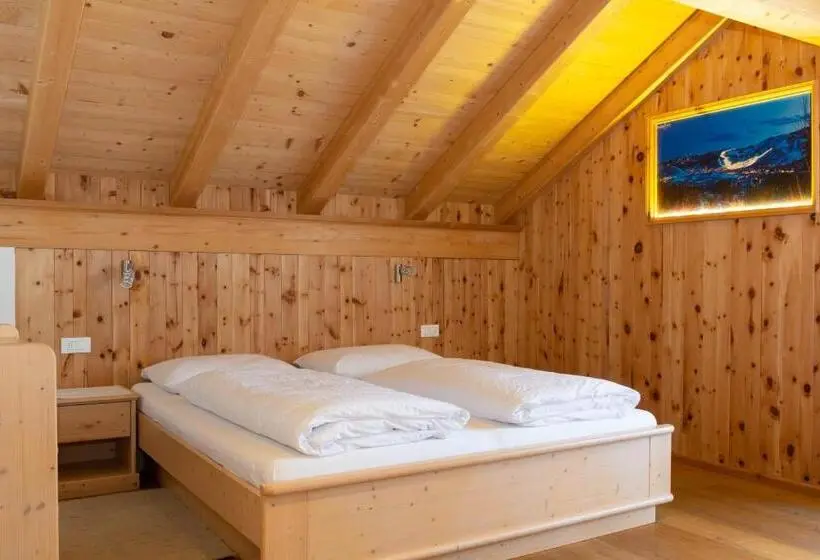 اتاق خانوادگی, B&b Ciasa Brüscia