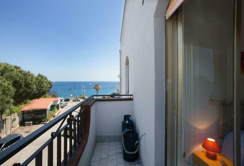 Номер Стандарт Вид на Море, La Finestra Sul Mare