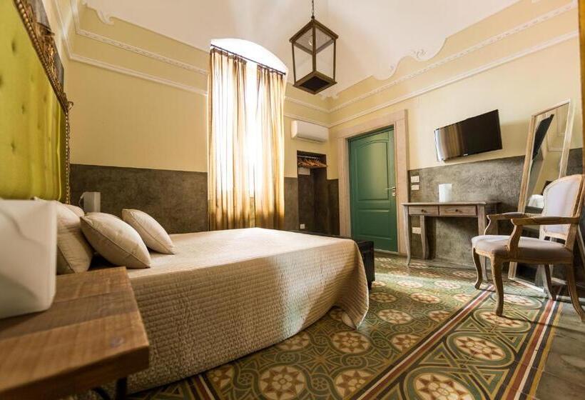 חדר דחוקס עם מיטת קינג, Suite Minerva