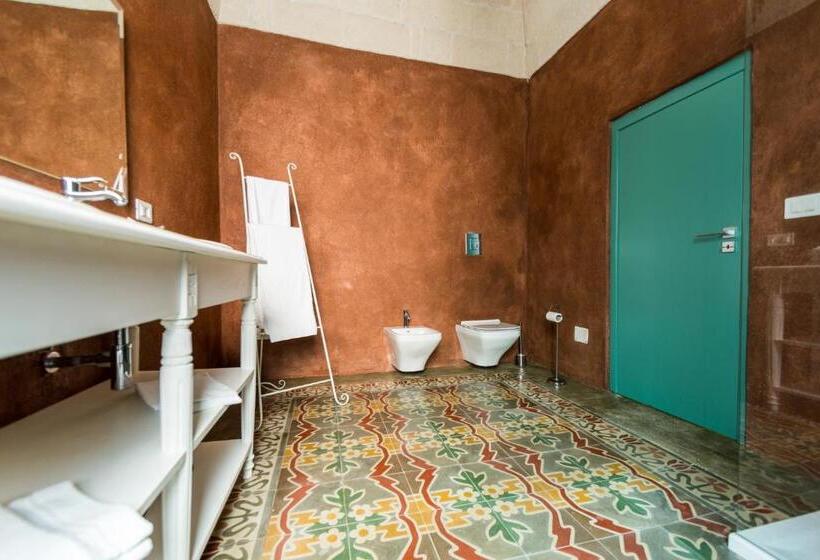 חדר דחוקס עם מיטת קינג, Suite Minerva