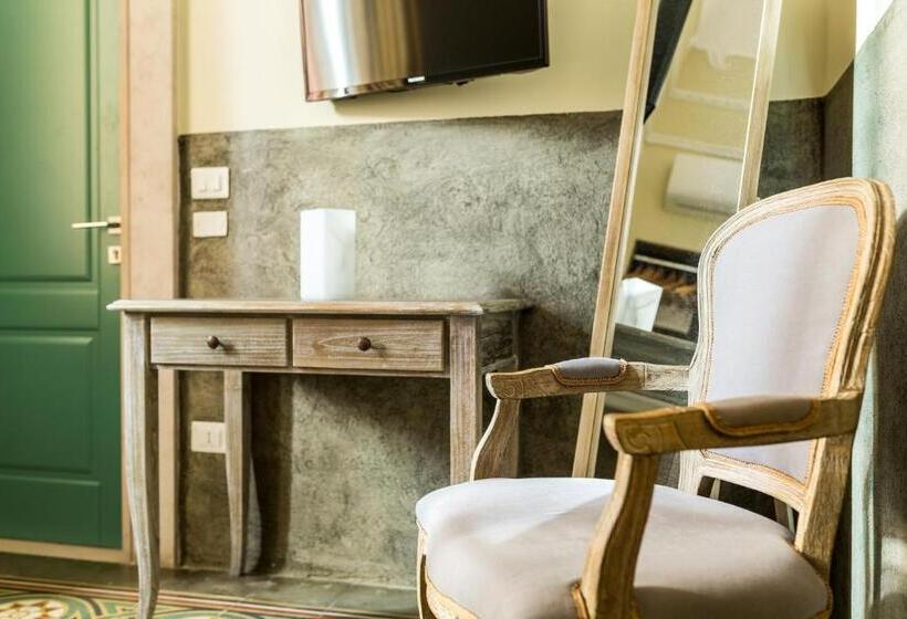 חדר דחוקס עם מיטת קינג, Suite Minerva