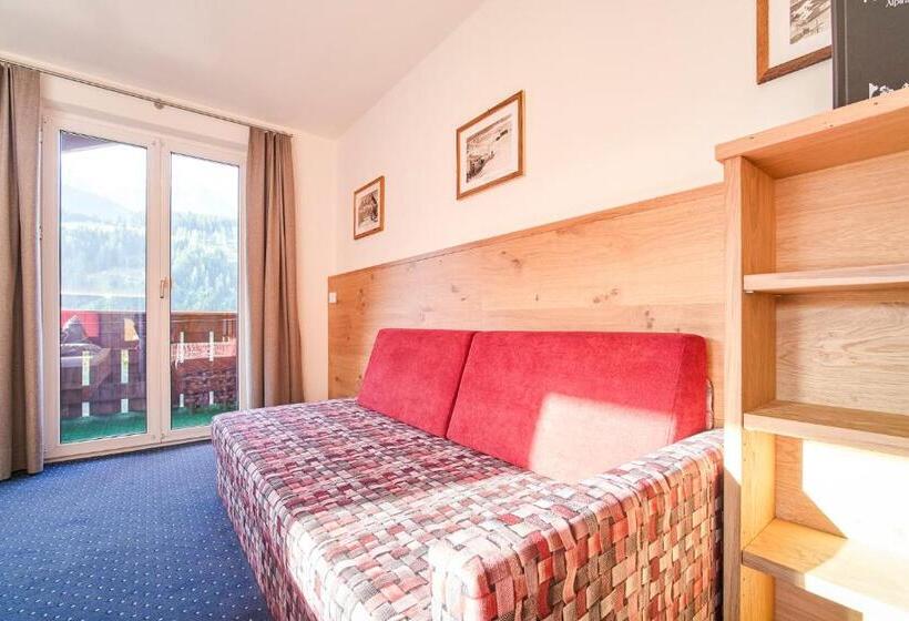 2 Bedrooms Apartment Mountain View, Kedul Lodge