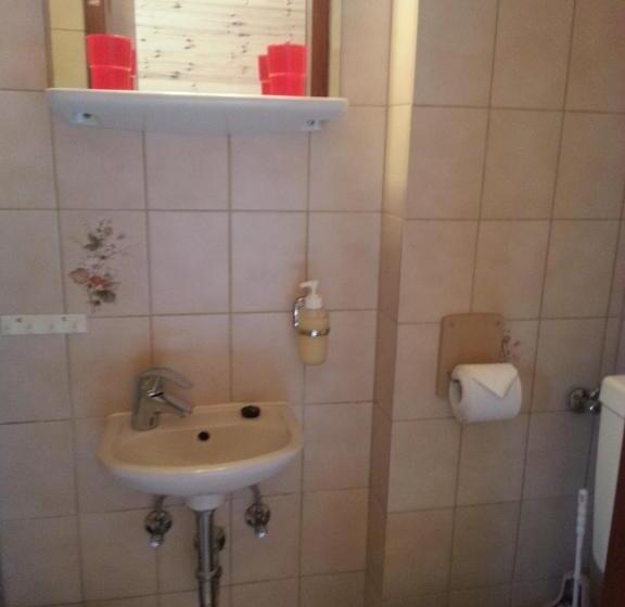 اتاق استاندارد در طبقه همکف, Pension Döser Strand