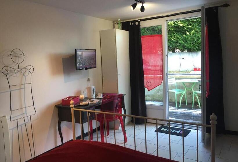 Номер Стандарт, Chambres D'hôtes Poirier Bazin