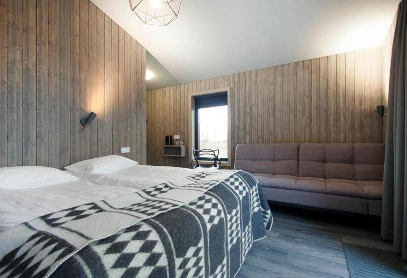 اتاق استاندارد, Arnarstapi Cottages