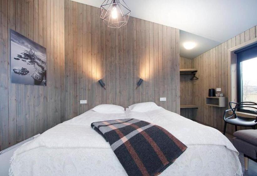 اتاق استاندارد, Arnarstapi Cottages