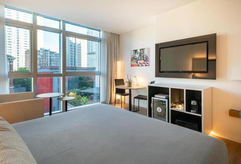 スタンダードスタジオ, Innside By Meliá Milano Torre Galfa